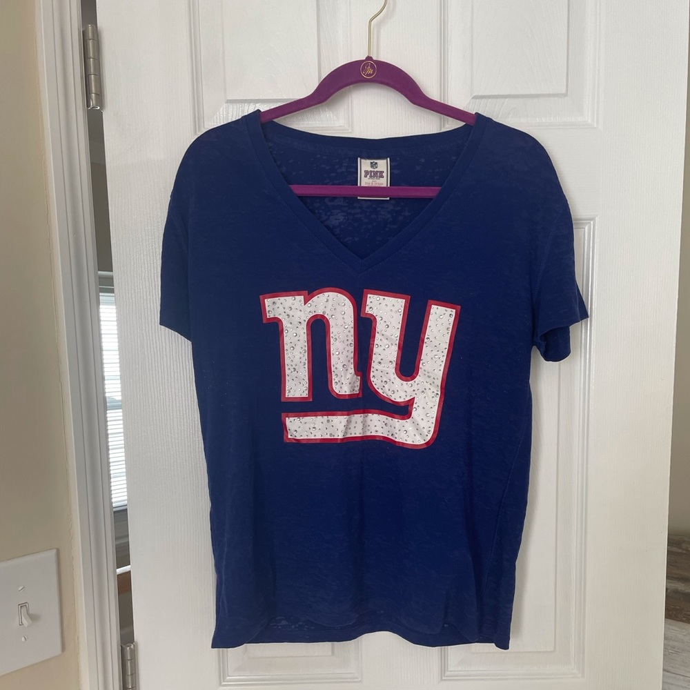 VS PINK NY giants distressed looks neck